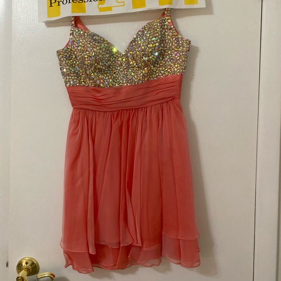 La Femme 16813 in Coral Prom/Homecoming Dress - Picture 2 of 5